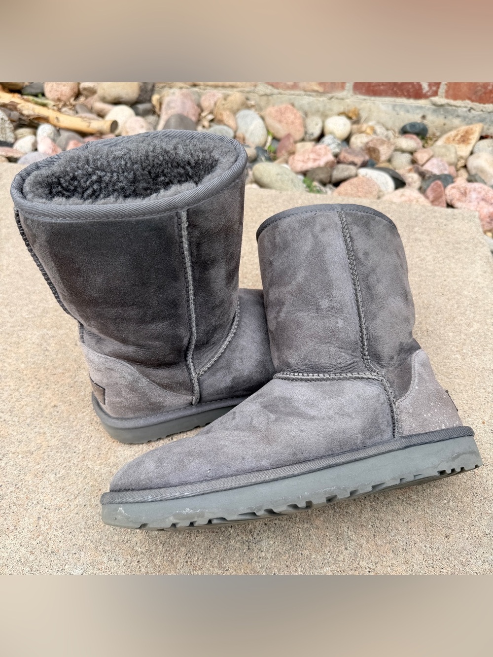UGG Classic Short II Gray Boots Tonal Stitching Sheepskin Shearling Women USA 9